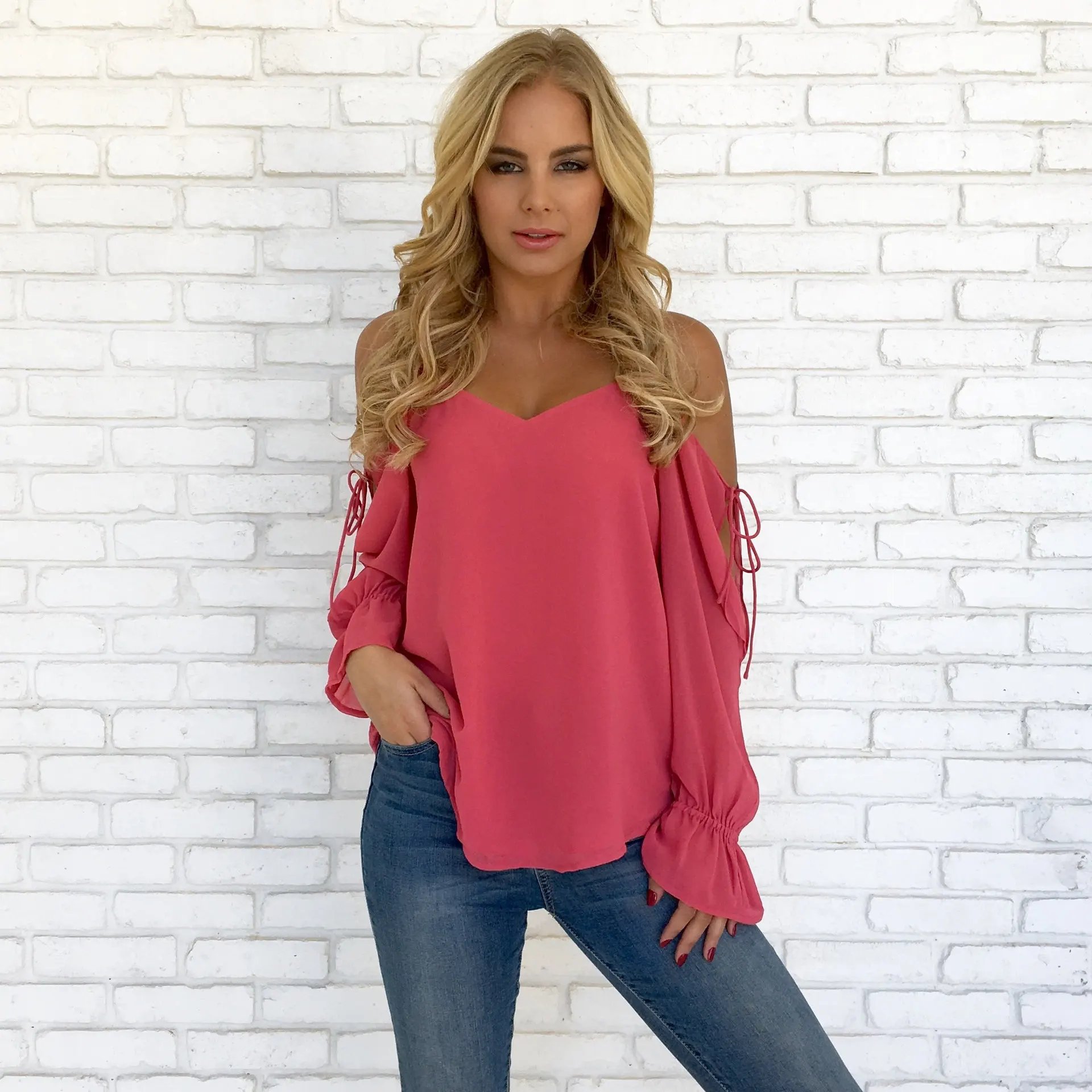 

2020 New Trendy Winter Rayon Lace-up Long Sleeved Women Tops Sexy Corset Ladies Tops