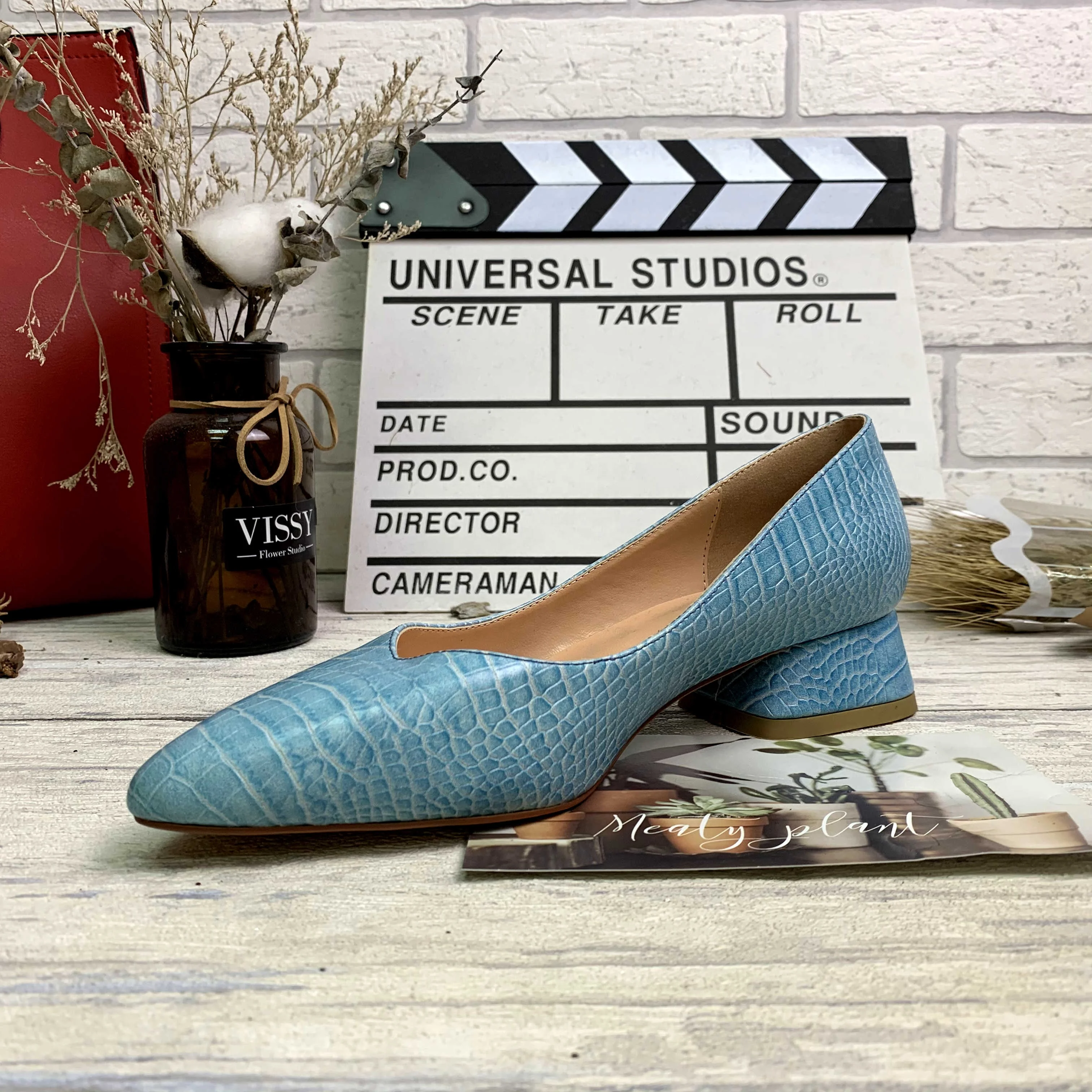 

2021 spring new conical low-heeled crocodile pattern ladies single shoes trendy fashion European style large size wholesale, Blue