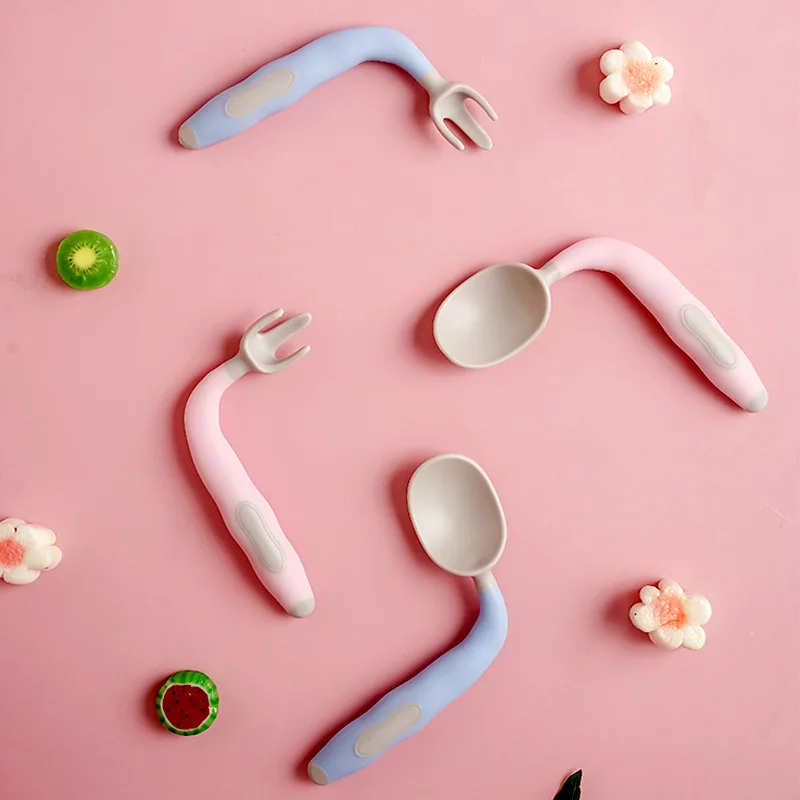 

factory sell 100% food grade bendable silicone fork and spoon cutlery set soft fork and spoon baby feeding tools set