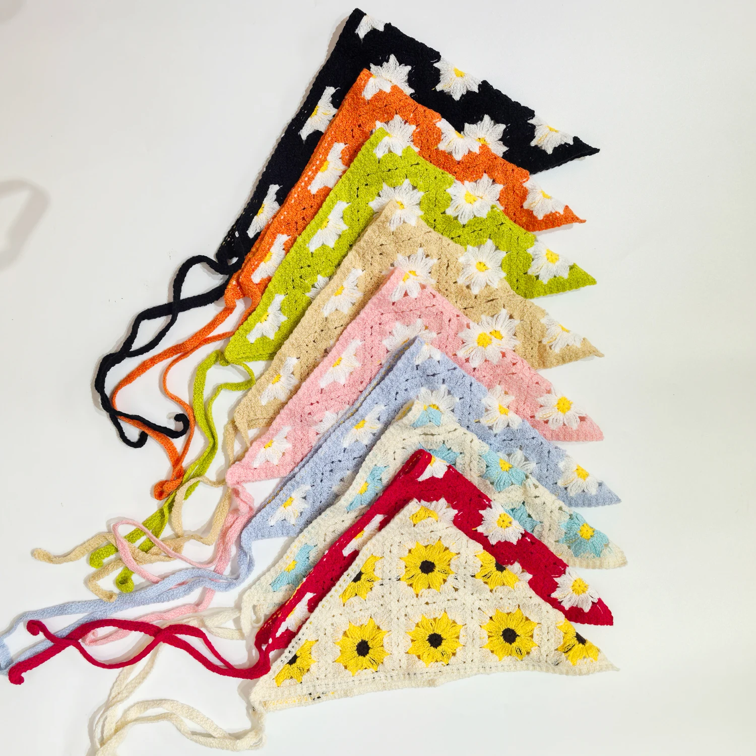 2024 Women Spring Summer Hair Accessories Knit Handmade Hair Kerchief Daisy Sunflower Pattern Crochet Triangular Headband