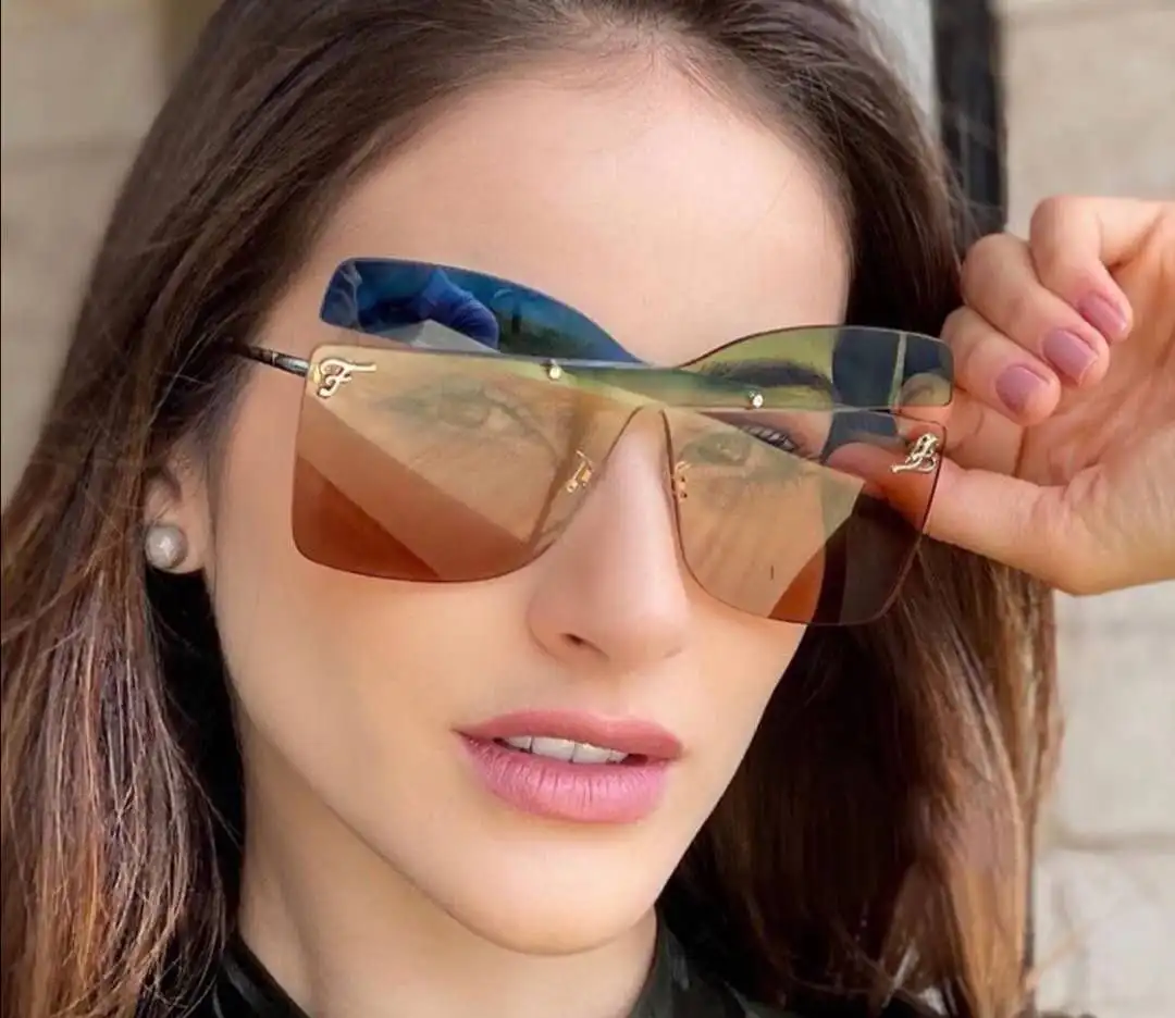 

OOT2042 Novel New Design Luxury Irregular Rimless Glasses Cool Sunglasses