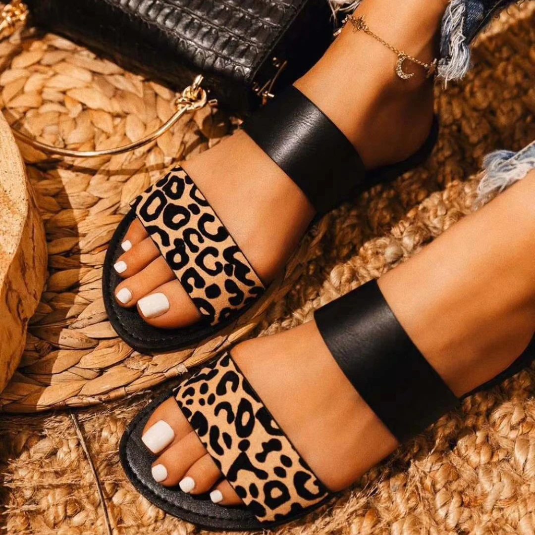 

2020 Summer New Plus Size Women Shoes Color Leopard Square Heel Sandals, 7 colors