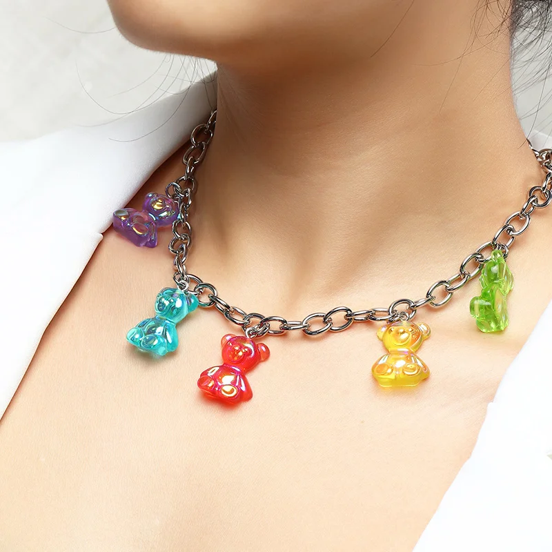 

Wholesale Fashion Colorful Resin Bear Necklace Chunky Korean Pendant Necklace For Women Jewelry