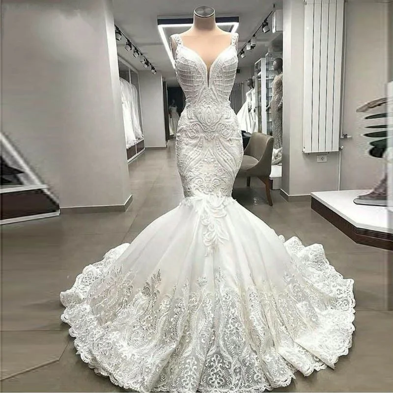 

Sexy Mermaid Embroidery Wedding Dresses Deep V-neck Sleeveless Bridal Gowns