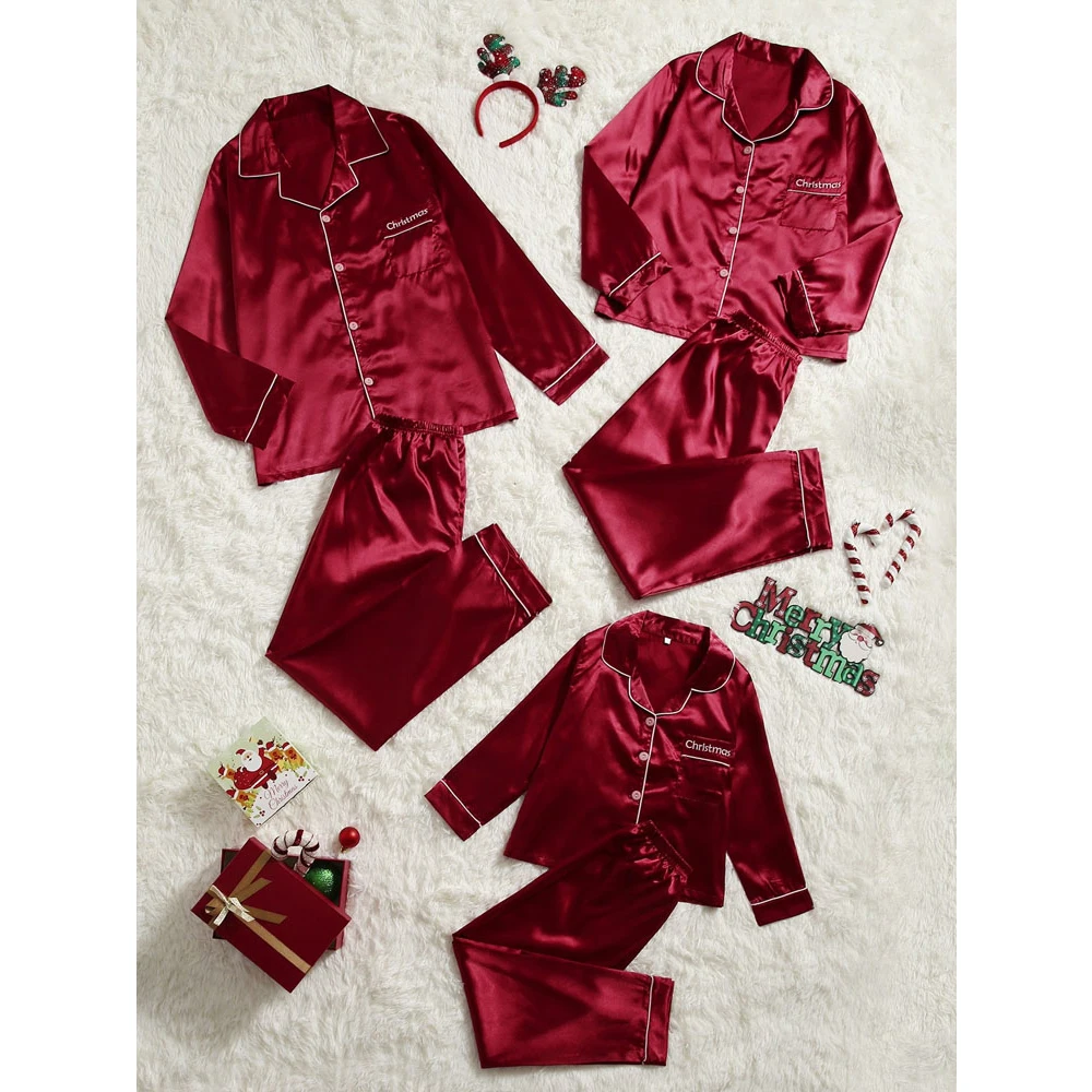 

Factory Wholesales Christmas Collar Logo Printed Family Matching Outfits / Women's Sleepwear, Red