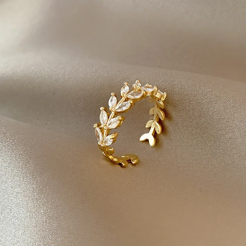 

Vershal C253 New Design 18k Gold Plated Minimalist Cubic Zirconia Leaf Adjustable Ring For Women