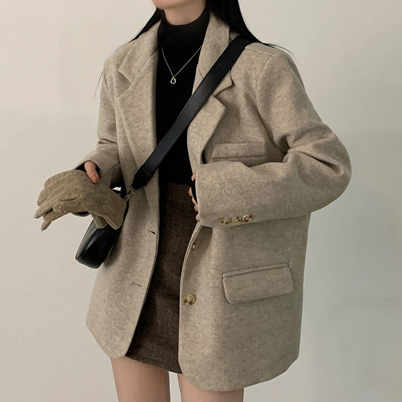 Boutique Wholesale 2026 Winter New Style Retro Temperament Single Breasted Loose and Versatile Thick Woolen Women's Coat