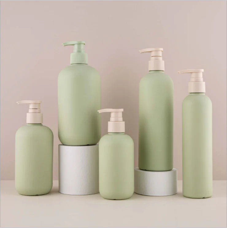 

Low MOQ Green Plastic natural shampoo and conditioner set lotion pump cream shampoo cosmetic set bottles