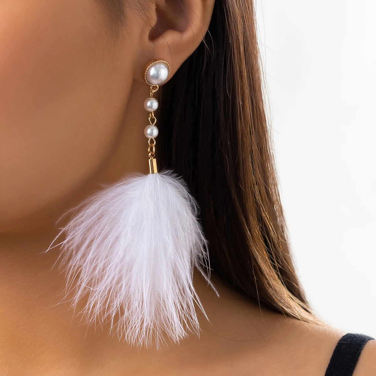 

SHIXIN Trendy Exaggerated White Feather Pearl Tassel Drop Earrings For Women Elegant Long Dangle Earrings Wedding Party Jewelry