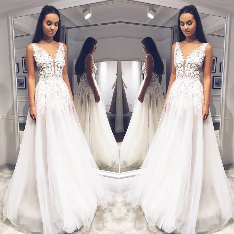 Lace pattern v neck sexy wedding long gown sleeveless elegant design for bridesmaid wear