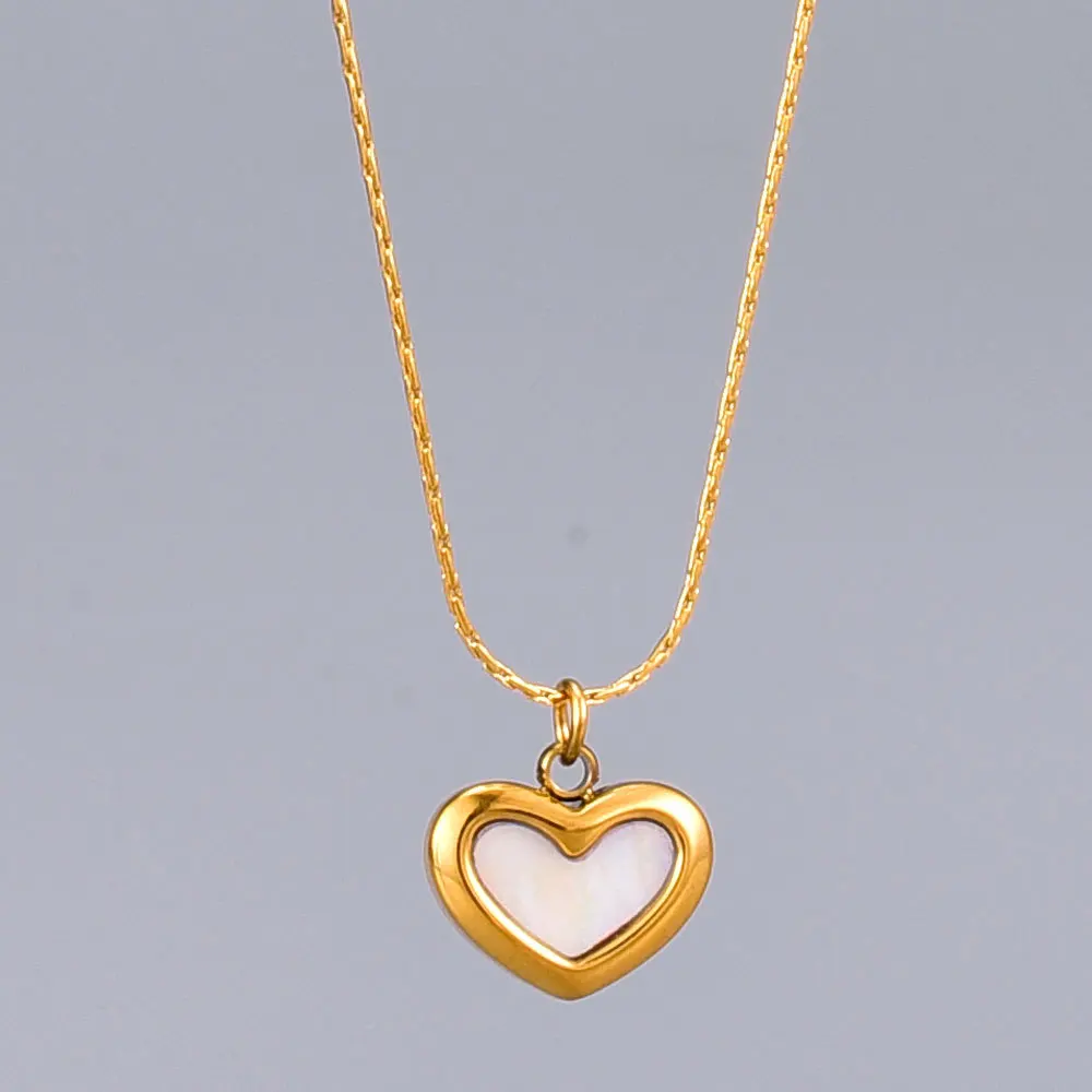 

Fashion Simple Stainless Steel Shell Heart Necklace 18K Gold Plated Shell Heart Stainless Steel Necklace For Women