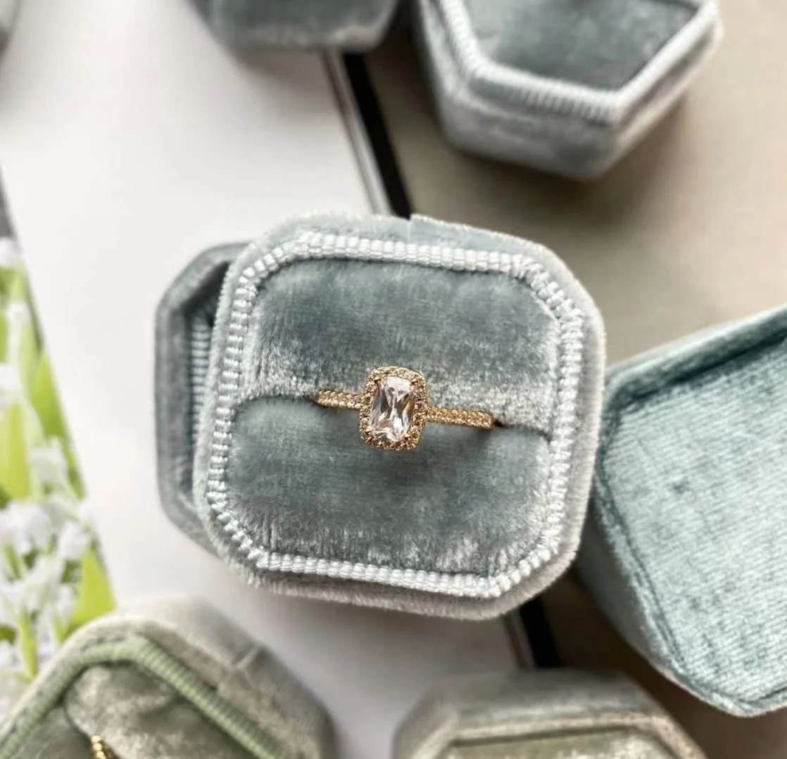 

Velvet Ring Box Single Slot For Graduation Engagement Ring box, Black
