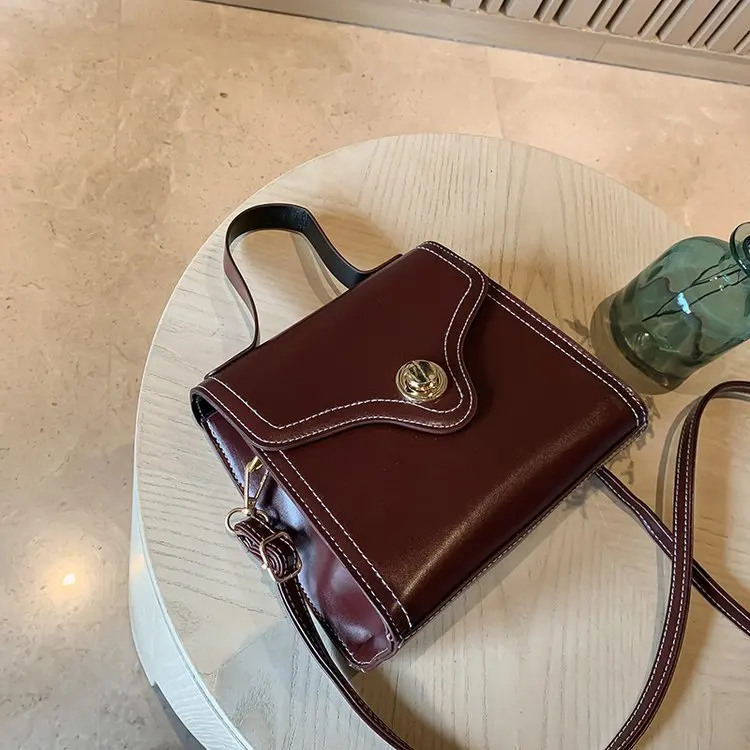 

Vintage and luxury and Minimalistic and Solid color style PU material young women handbag Messenger bag Tote bag Shoulder Bag