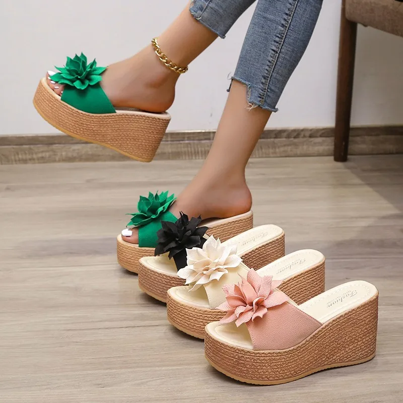 

Large Size Summer Sandals Flower shape Super High Heels Platform Wedges Special Hot Selling Women's Slippers With Platform
