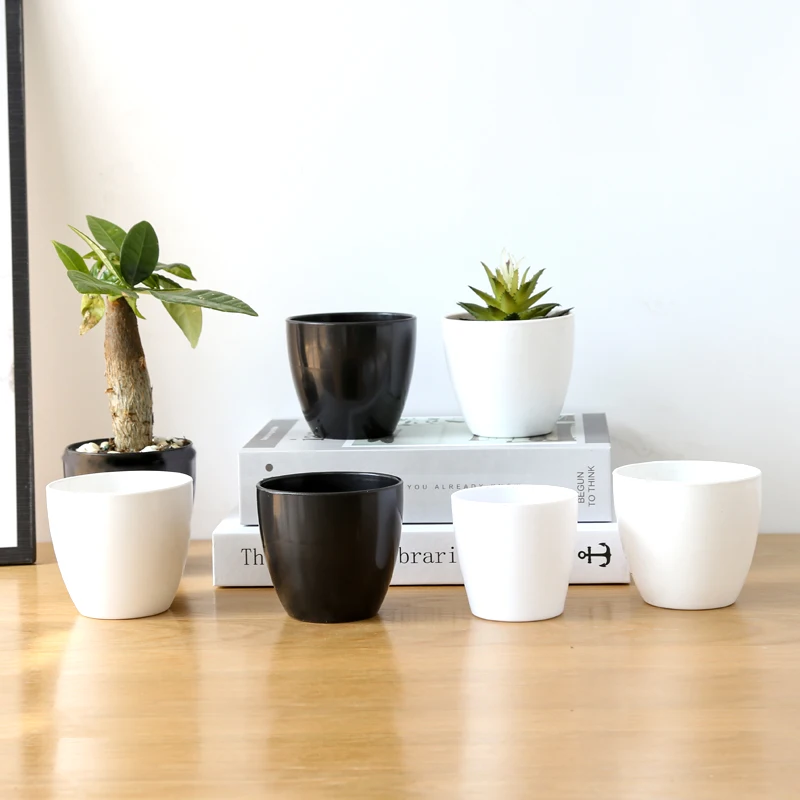 

Yicai Hot Sale Decorative Home Mini Size Black White Round Shape Indoor Plastic Flower Pot, White,black