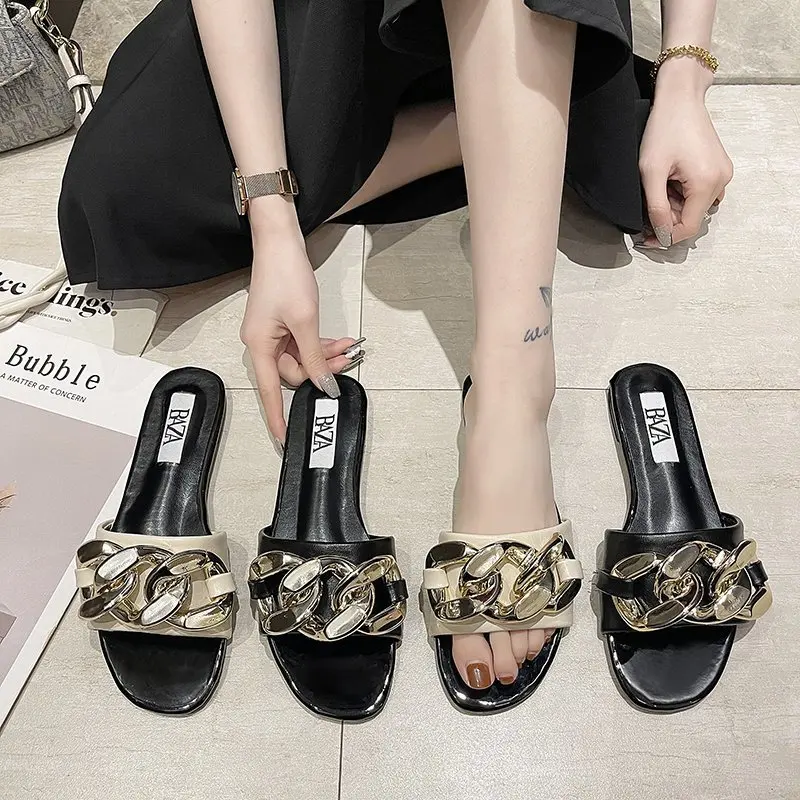 

2021 Chain new fashion slippers wearing flat women's daily use slippers women's slippers 2020 summer new fashion high-heeled, Customized color