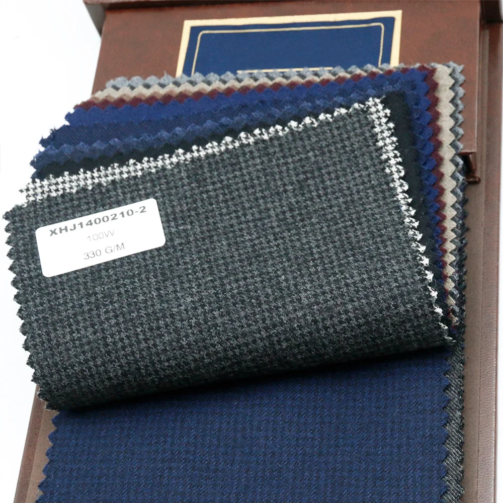 Autumn and Winter Brushed 100% Worsted Merino Wool Suiting Fabrics Design in Italian for Men's Suit RTS Sample Book