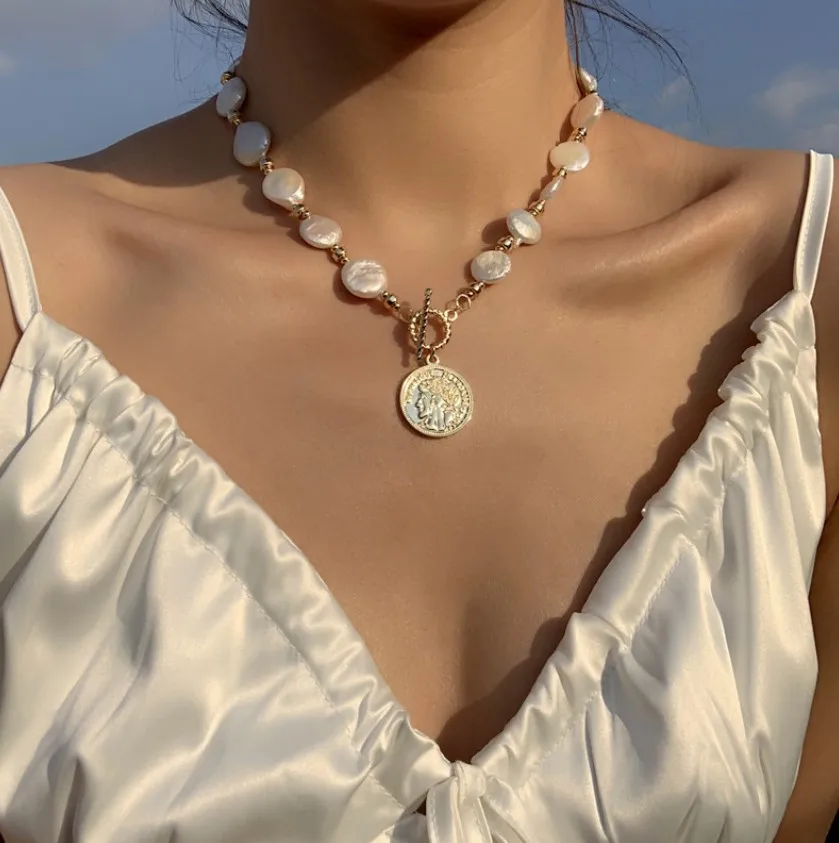 

Korean Style popular baroque pearl necklace Natural Freshwater Pearl necklace