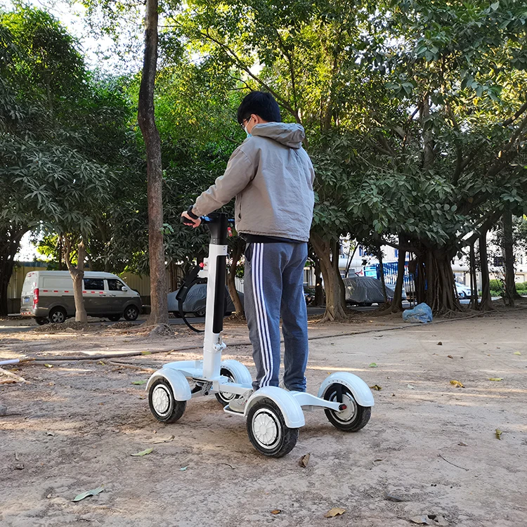 

4 Wheel Electric Golf Scooter Adults Foldable 2000W Cheap Electric Scooters Dual Motor Off Road Electric Golf Car, White