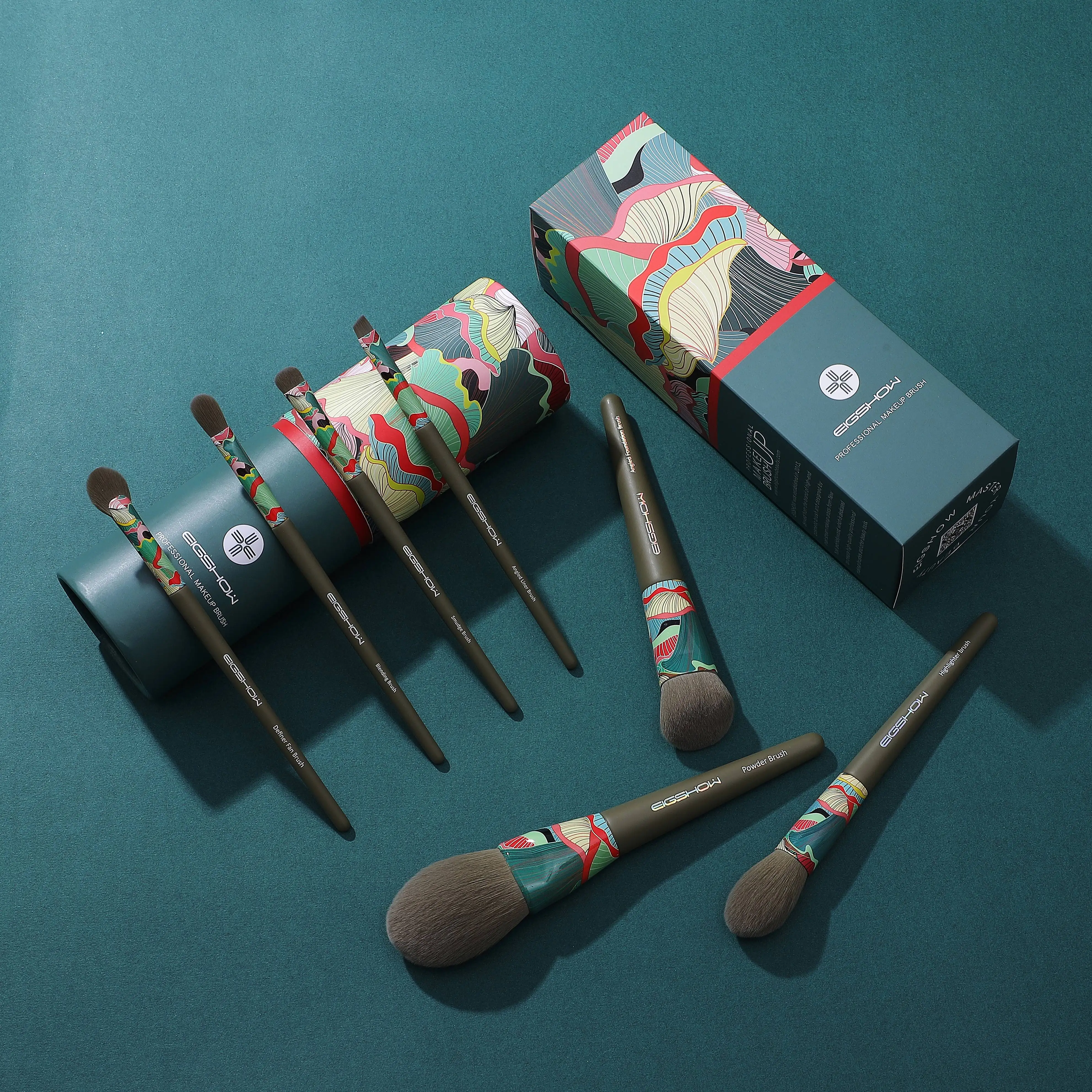 

EIGSHOW greener essential cosmetic brush set vegan makeup brush set 2021
