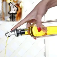 

Kitchen Gadgets Olive Oil Bottle Sprayer Spout Liquor Dispenser Bar Wine Pourers Flip Top Stopper Kitchen Tools