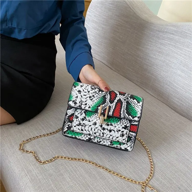 

Luxury Snake Pattern Women Daily Casual Crossbody Bag Serpentine Chain Purse Handbag Ladies Shoulder Bag