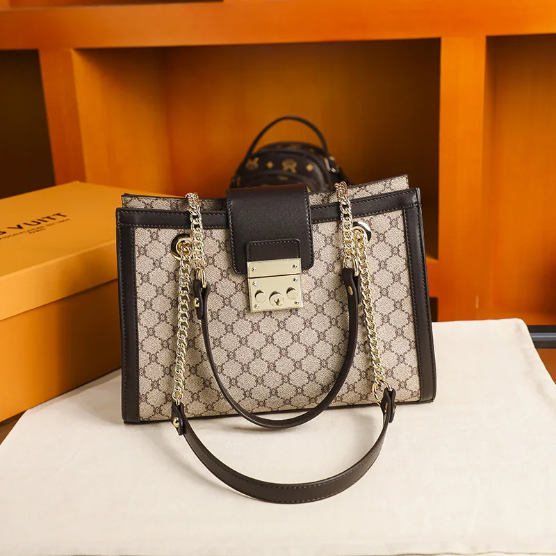 

The New Tote Bag Leather Large Capacity Fashion One-shoulder Chain Handbag