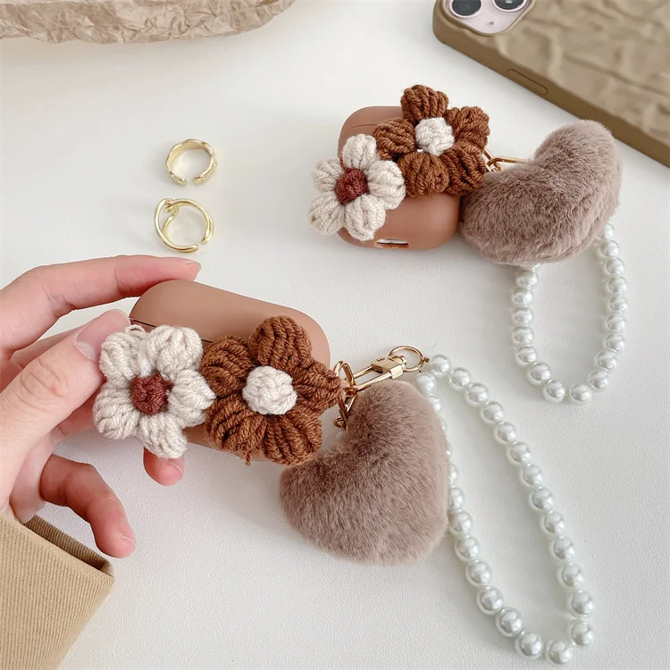 

Wholesale Girly Fashion Designer Protective Cover with Cartoon Keychain TPU Case for Airpods 1 2 3 Pro for Air pods 3 Pro