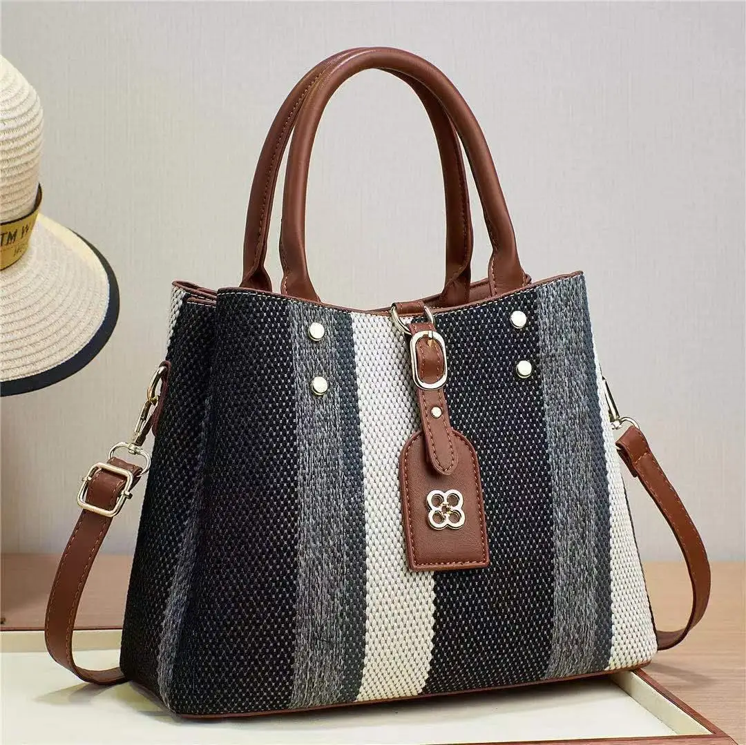 

Factory Wholesale Hot Selling Woman Fashion Handbags Knit Woman Bags Luxury Woman Large Capacity Tote Bags