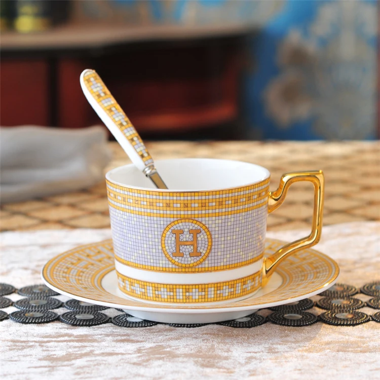 

Porcelain Bone China Tea Cup And Saucer Set With Gift Box