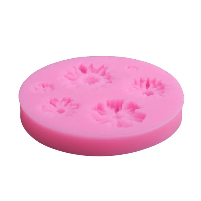 

Flower Cake Decoration Mold DIY Baking Biscuit Mold Rose Flower Chrysanthemum Fondant Silicone Mold, As show
