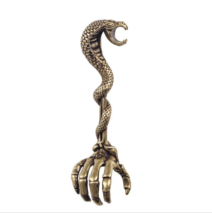 

New product smoking accessories heavy feel Cobra hand bone combination ring clip cigarette smoking ring cigarette holder