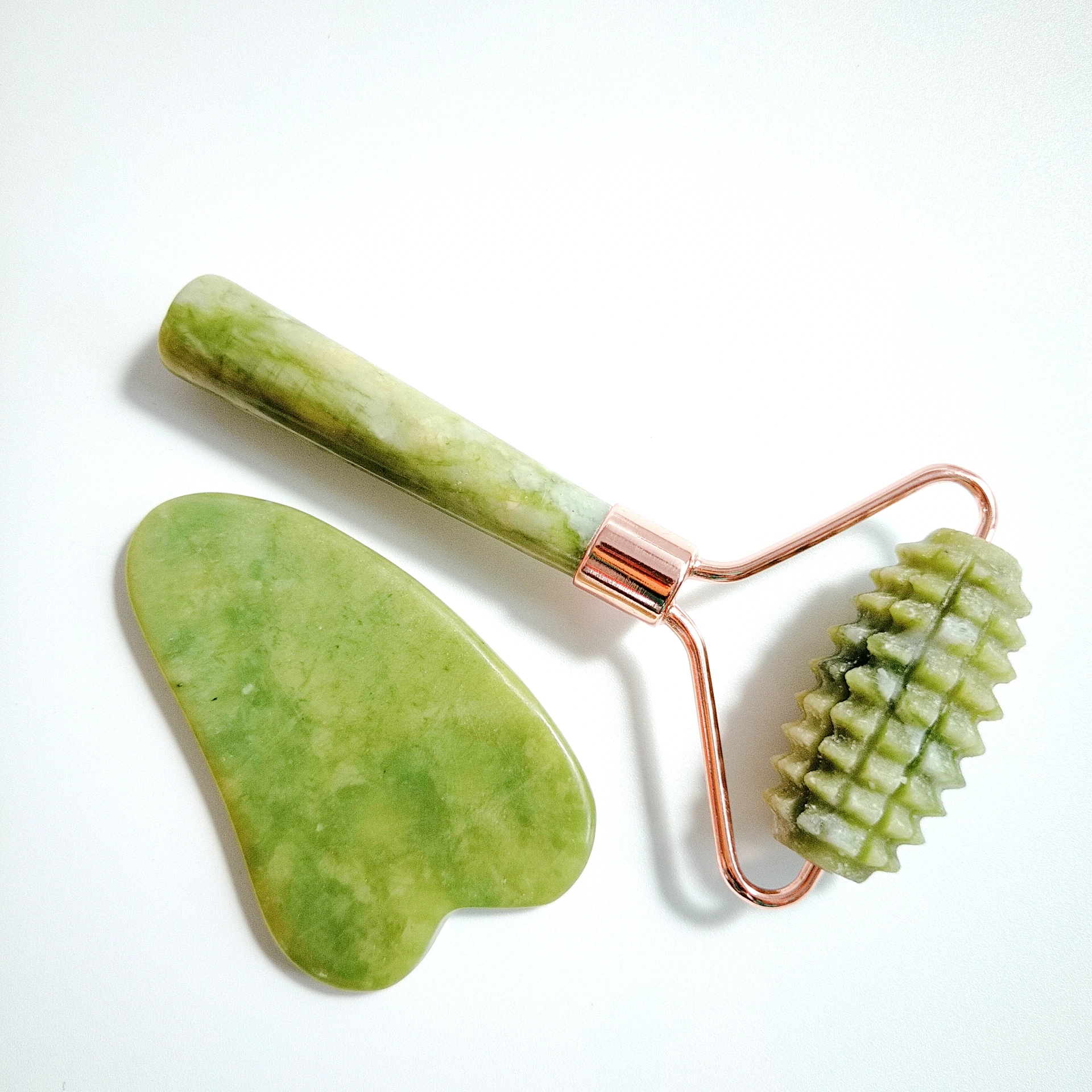 

High Quality Anti aging Massager Xiuyan Jade Facial Jade Roller Guasha Set