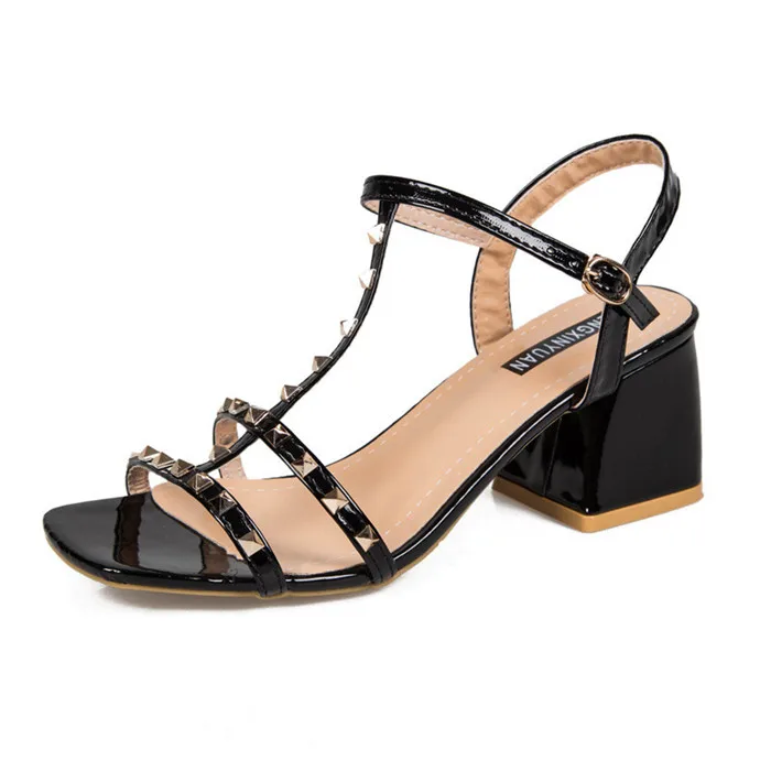 

Hot selling sandals women's chunky heel rivet sandals, Black, beige, pink, wine red
