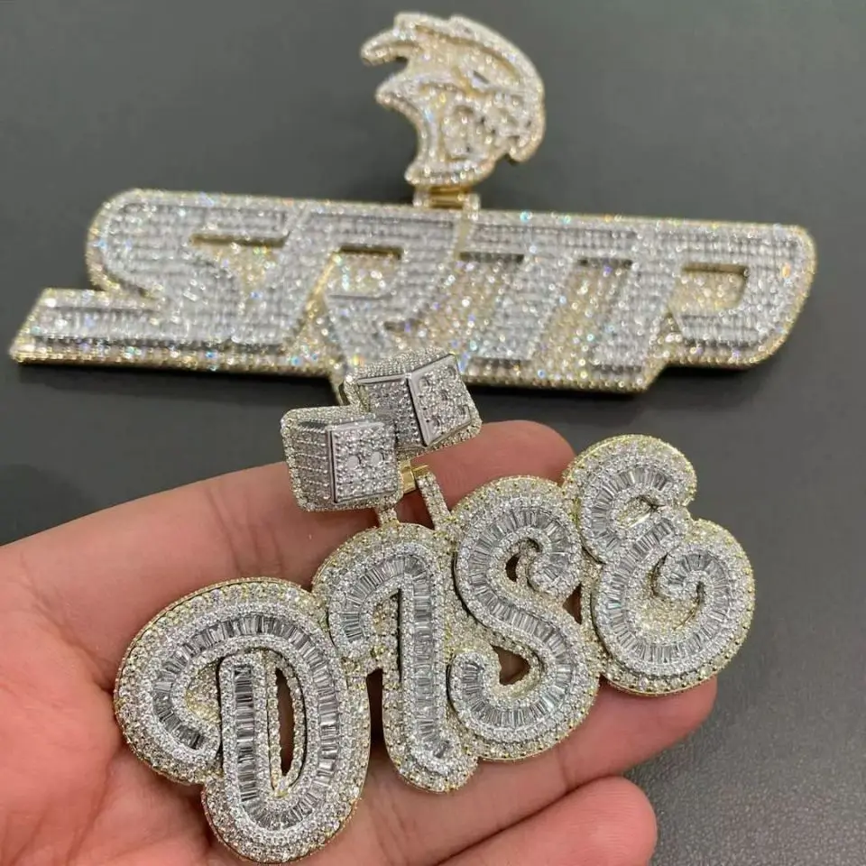 

2022 Trendy Fashion Hip Hop Jewelry Iced Out Custom Baguette VVS Moissanite Diamond Letter Name Pendant