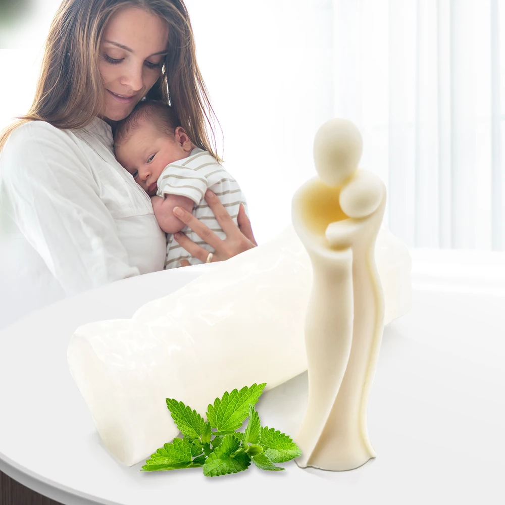 

2021 new mother's day gift mother holding baby mold full of love candle silicone mold