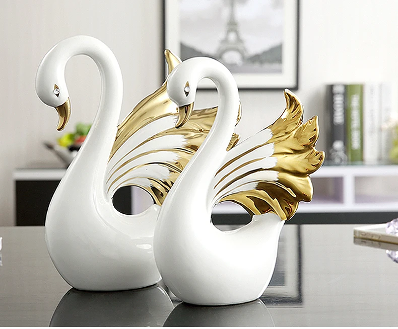 

A pair of swans couples luxury wedding Valentine gift Ceramic decoration modern Nordic gold plated Creative Ornaments, White