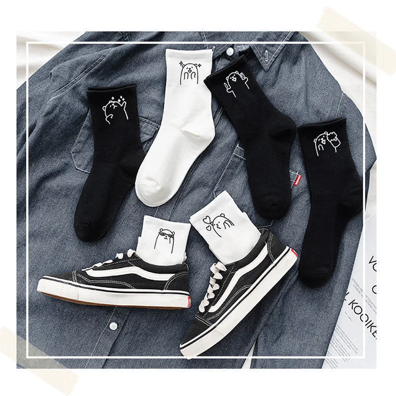 

sxx564 Black and white female socks female tube socks cute cartoon bear, Picture display