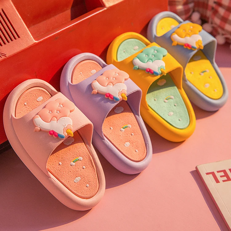 

Boy Girls New Cartoon Summer Kids Beach Shoes Baby Toddler Soft Indoor Flip Flops Children Sandals Summer Home Slippers