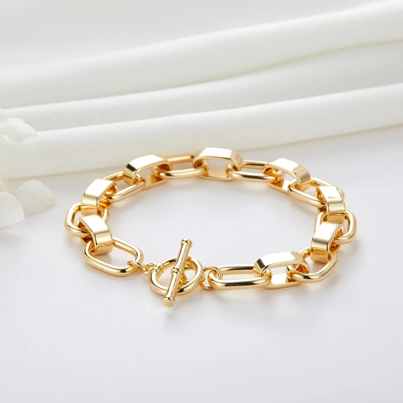 

Personalized Trendy 14K Gold Plated Brass Geometric Ladies Toggle Clasp Link Chain Bracelet