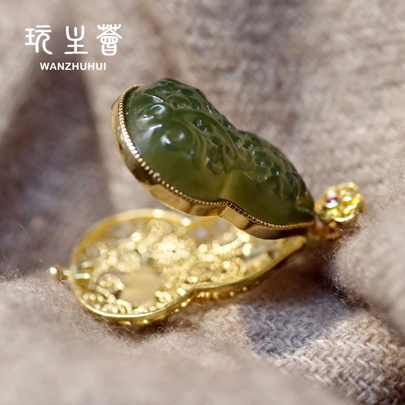 

Fashion Spinach green Jasper 18K Gold Plated gourd Pendant