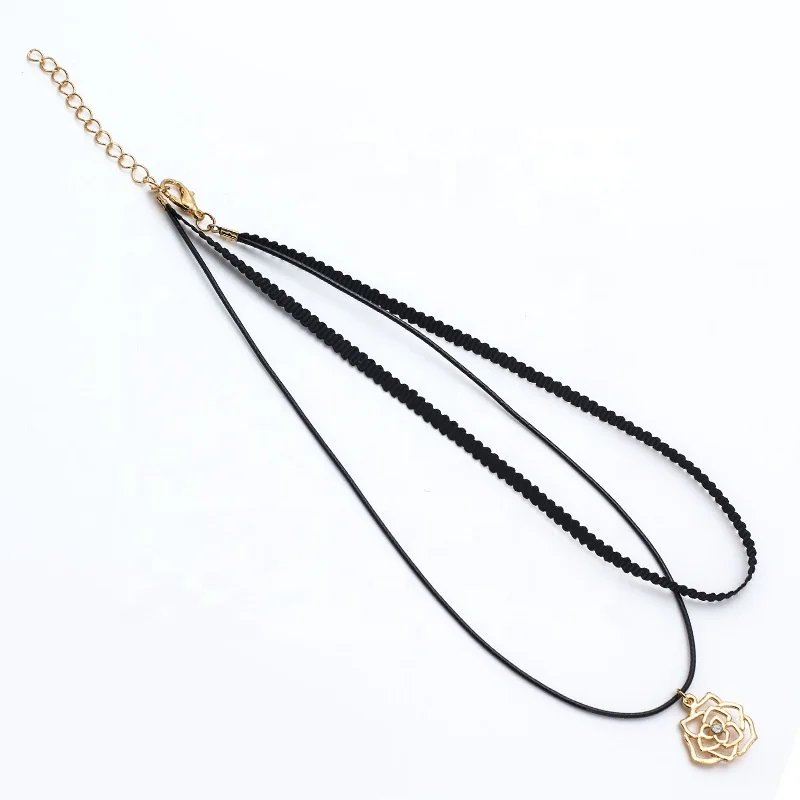 

Hollow Flower Pendant Women's Necklace Multilayer Braided Alloy Necklace, Gold