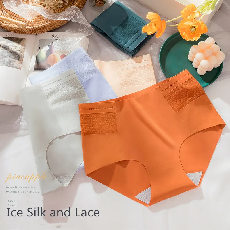 

New style ice silk seamless triangle mid-waist girl lace lift hips breathable crotch cotton high quality wholesale women's panti