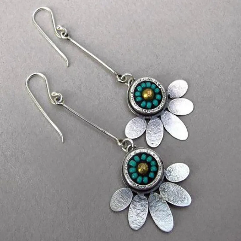 

Drop-shipping Fashion Earings For Women 2021 New Design Silver Hawaiian Flower Earrings Women Turquoise Retro Earrings, Green pink yellow blue