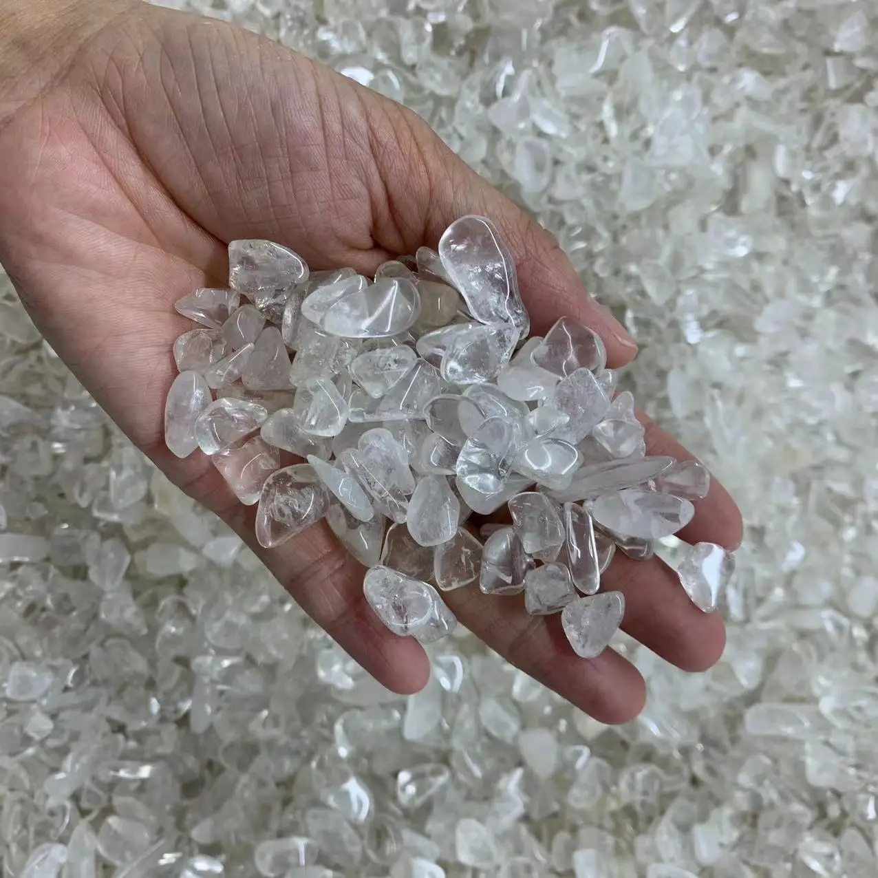 

clear quartz chips(0.5-1cm)