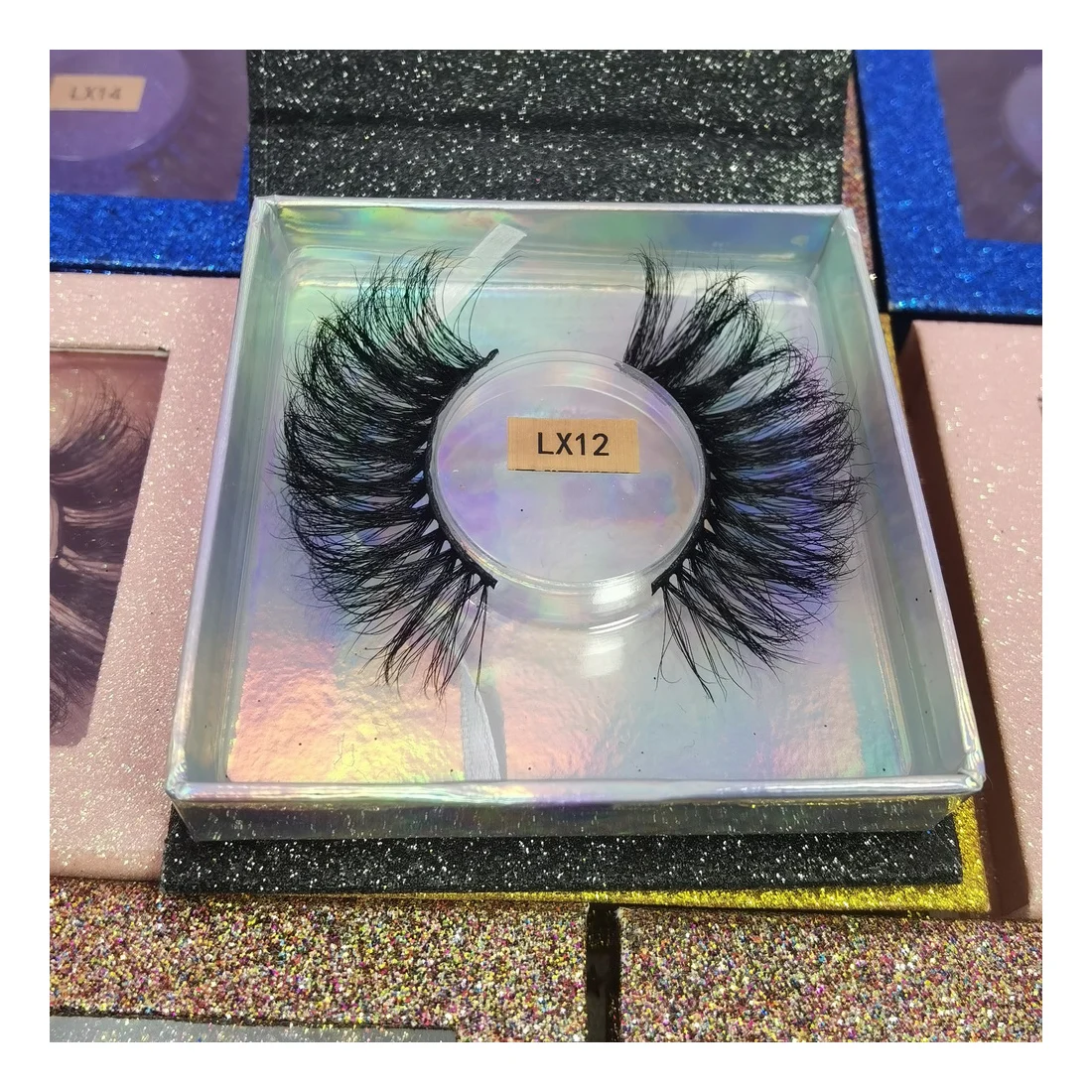 

KAVVAWU Faux Lashes Cils Fluffy Mink Eyelash Vendors 25mm Eyelashes Box Packaging Other Wimpern 3d eyelashes Cils Naturel OEM