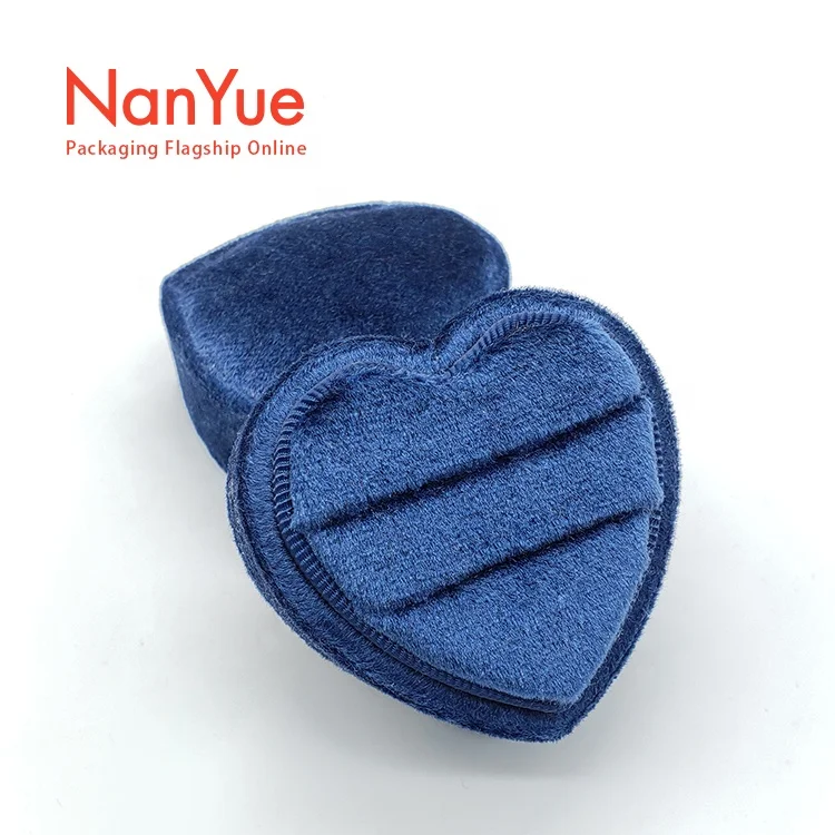 

Heart velvet ring box jewelry display box wedding ring box factory stock