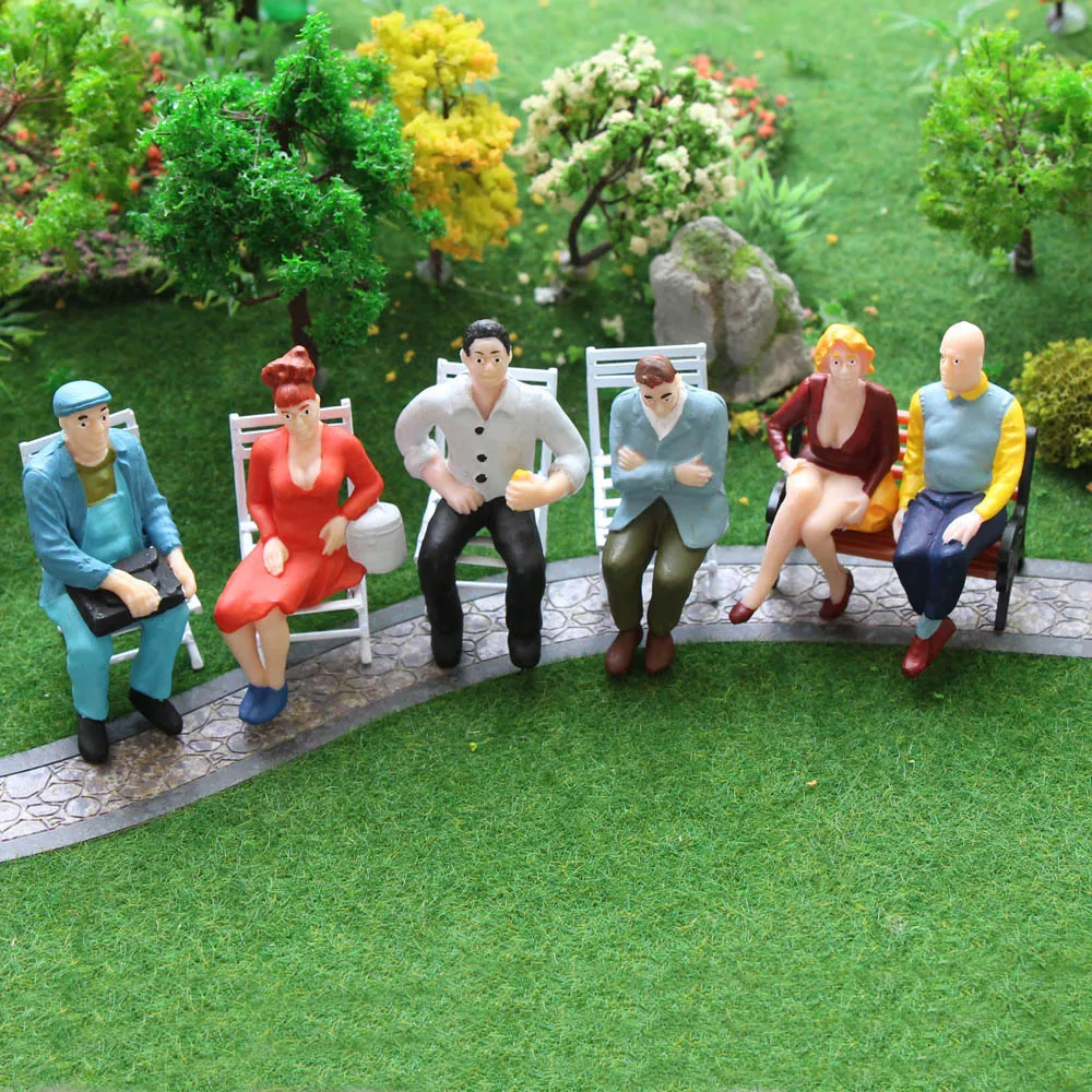 

P2507 Model Railway Train G scale Figures 1:22.5-1:25 All Seated Painted Passengers People