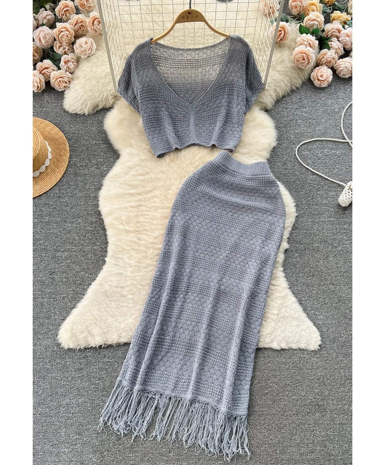 

Wholesale Summer Clothing Boutique Two Piece Hollow Knitted Maxi Skirt And Top Set For Women