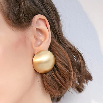 

Barlaycs 2020 Statement Gold Plated Round Ball Korean Designer Vintage Fashion Stud Earrings for Women Jewelry Accessories